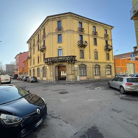 Premium Duomo Metro1, Comolake Trains11 Daire Milano