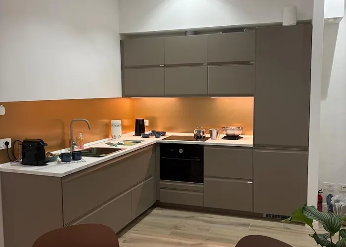 Διαμέρισμα Premium Duomo Metro1, Comolake Trains11