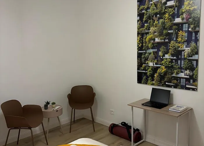 Διαμέρισμα Premium Duomo Metro1, Comolake Trains11